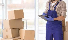 TOP 10 BENEFITS OF USING A MOVING SERVICE